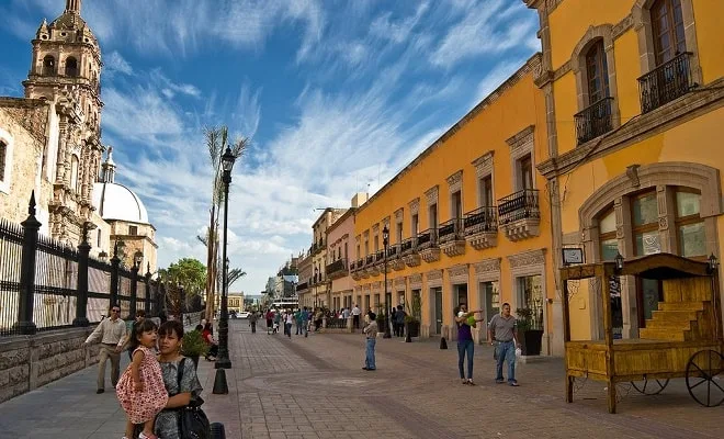galería de Paseo Constitución