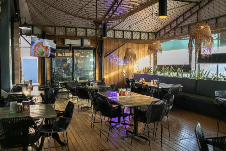 galería de San Carlos Mar & Grill