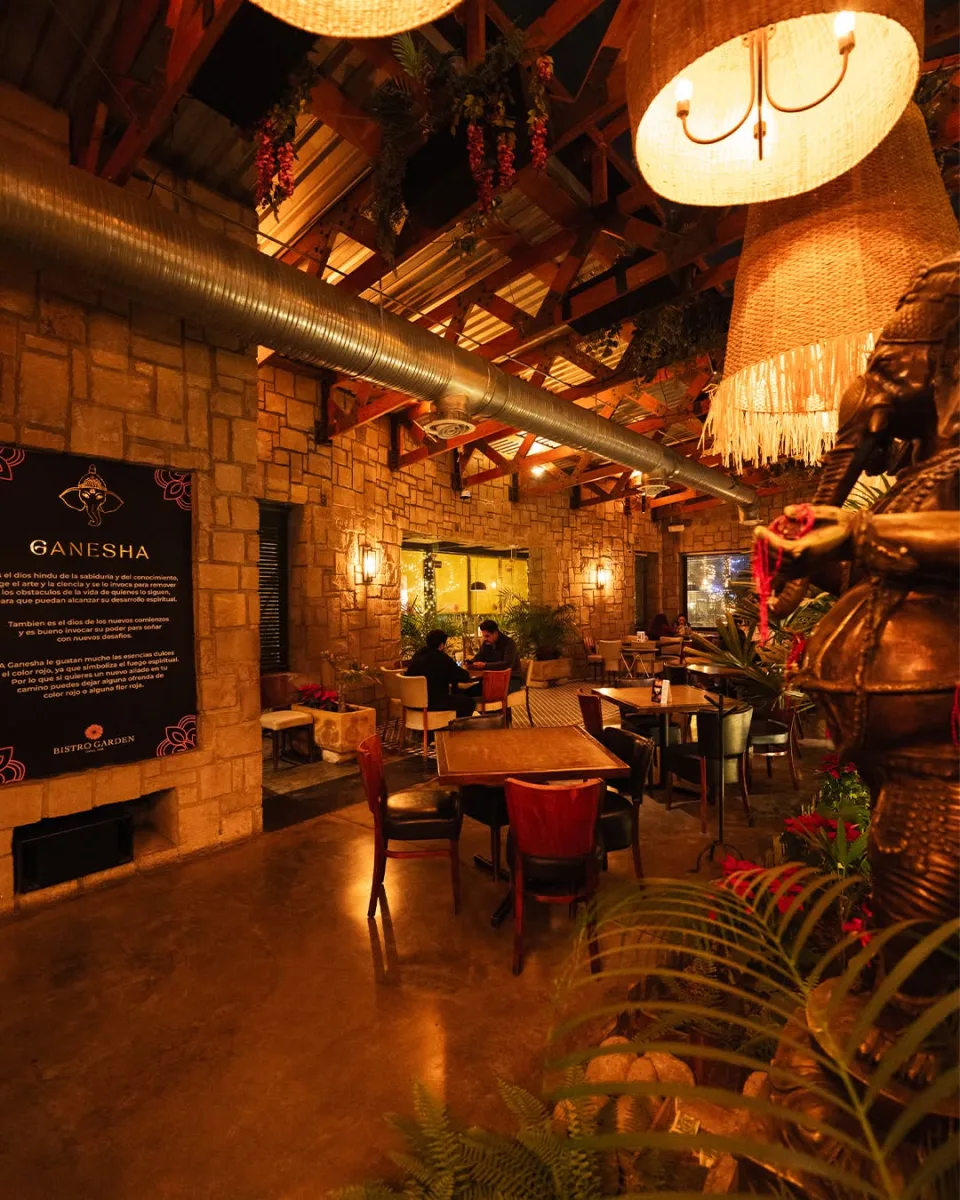 galería de Bistro Garden Grill & Bar