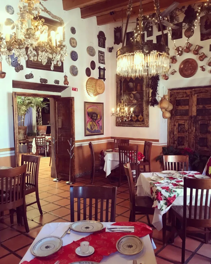 galería de Fonda de la Tía Chona